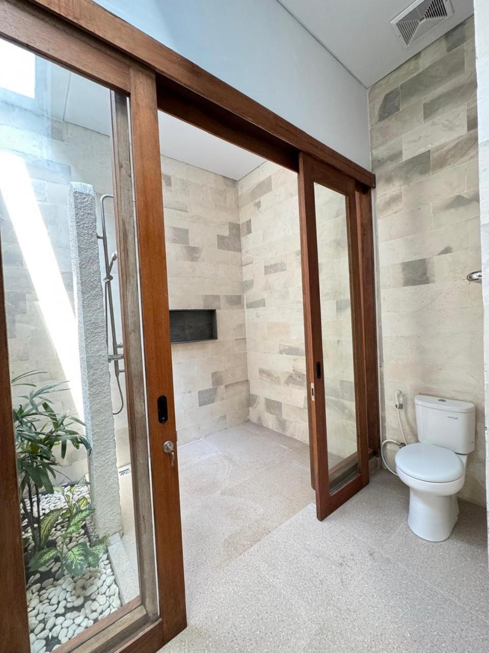 Nova Guest House Canggu Εξωτερικό φωτογραφία