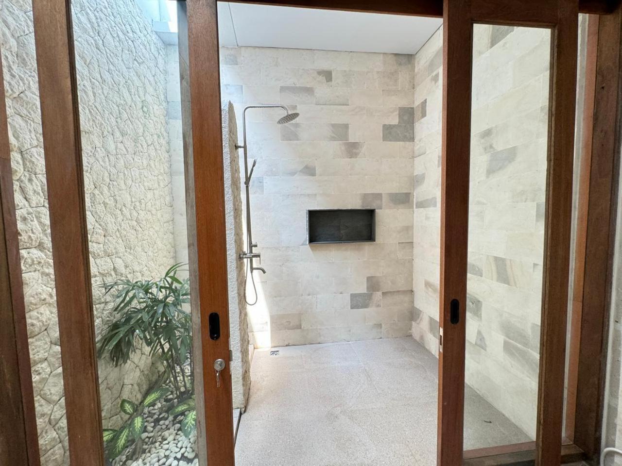 Nova Guest House Canggu Εξωτερικό φωτογραφία
